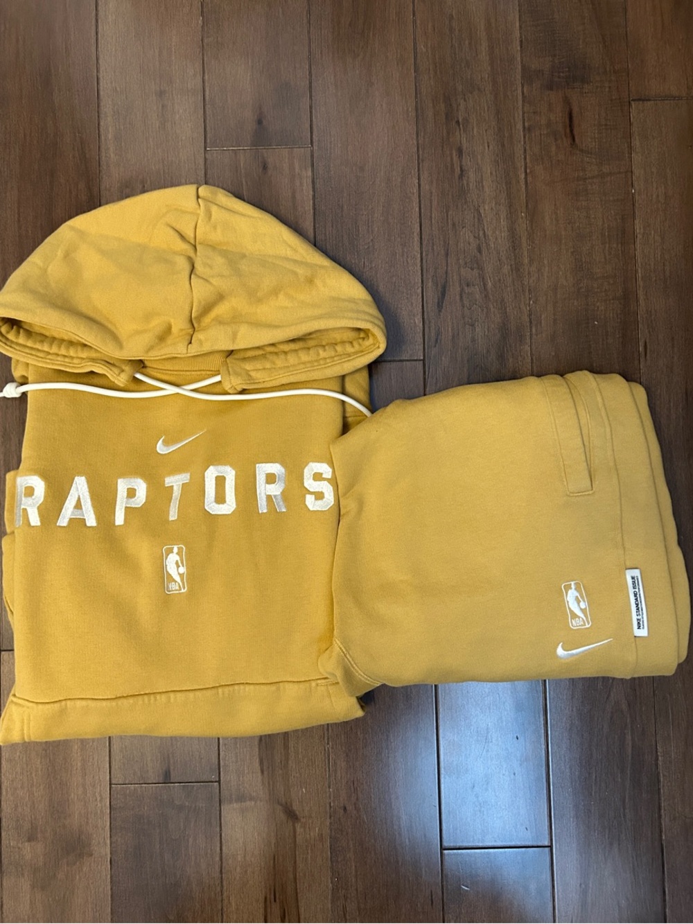 Nike Yellow Raptors Hoodie & Sweatpants Tracksuit Set - Size L T
